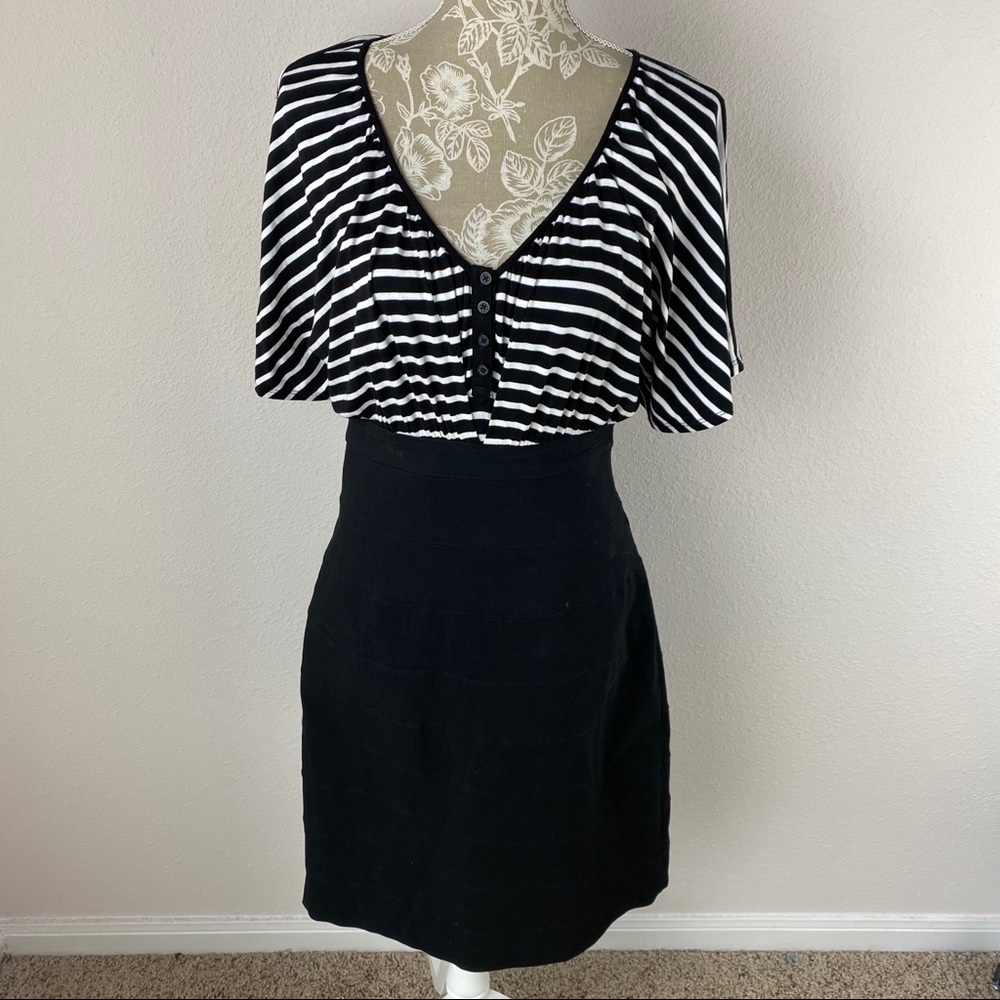 Nicole Miller Black White Striped Dress 14